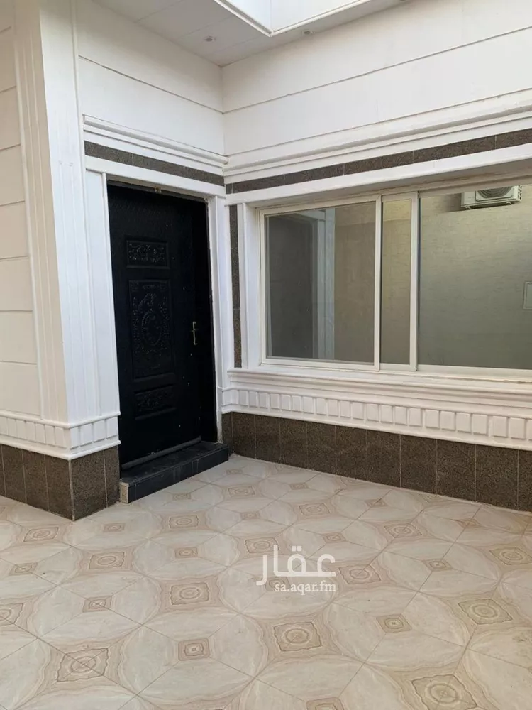 فيلا للبيع في شارع جبل الكرمل, حي القادسية, مدينة الرياض, منطقة الرياض صورة 2