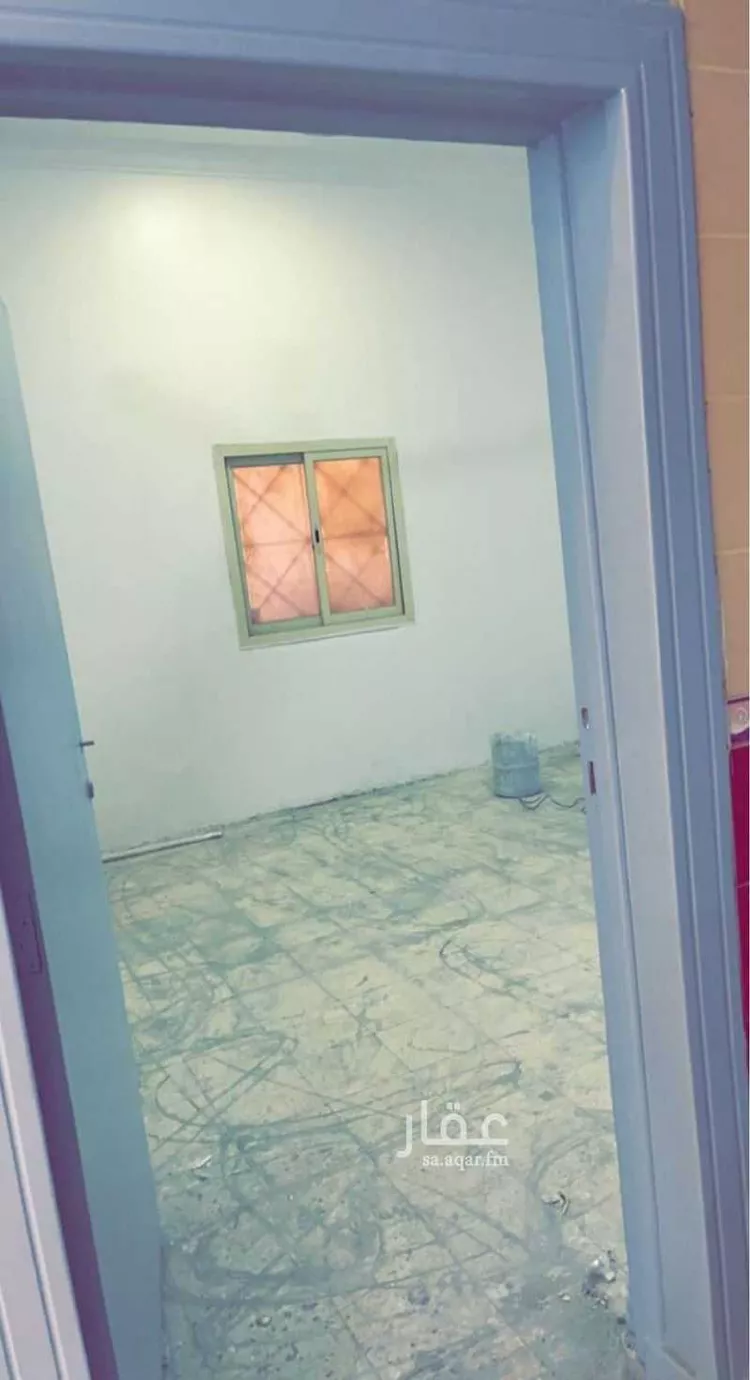 فيلا للبيع في شارع علي ابن ابي بكر السلمي, حي الخالدية, مدينة عنيزة, منطقة القصيم صورة 2