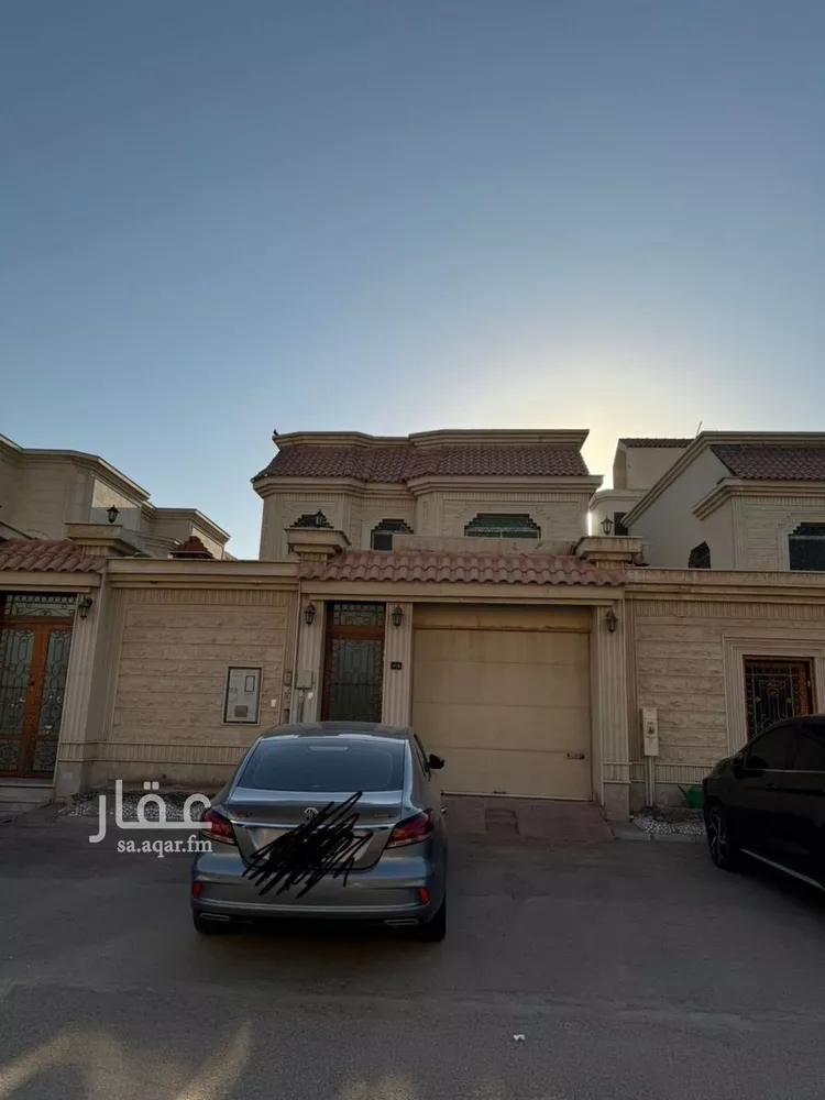 فيلا للبيع في شارع الدفاع, حي إشبيلية, مدينة الرياض, منطقة الرياض