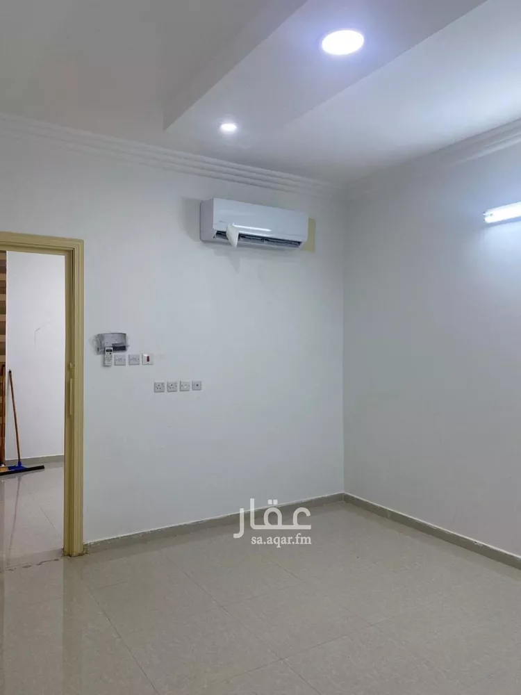 شقة للإيجار في شارع 12 عكاظ, حي عكاظ, مدينة الرياض, منطقة الرياض صورة 2