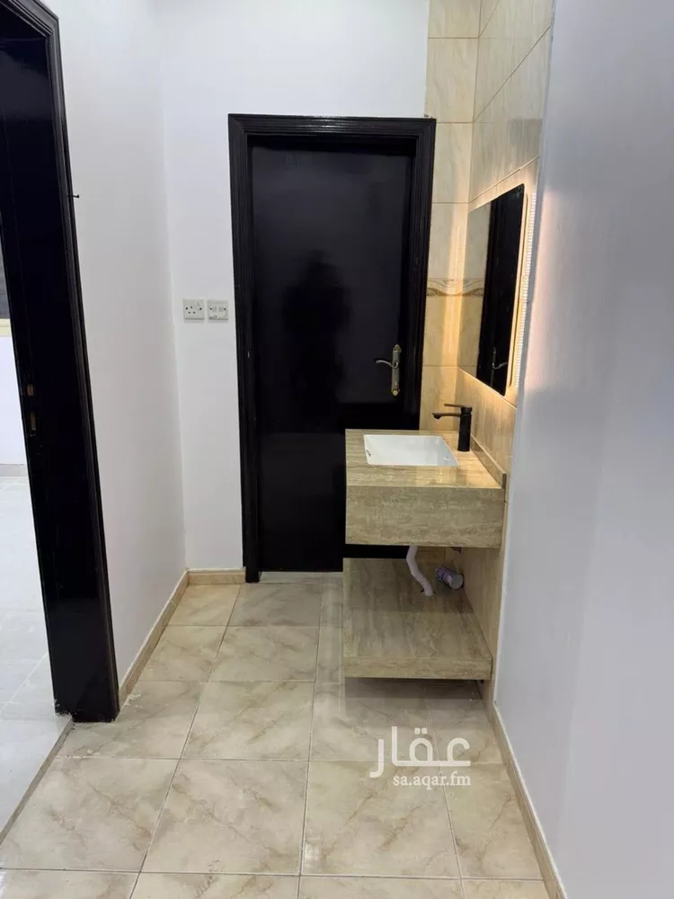 شقة للإيجار في شارع عبدالملك بن أبي سلمة, حي ظهرة لبن, مدينة الرياض, منطقة الرياض 6