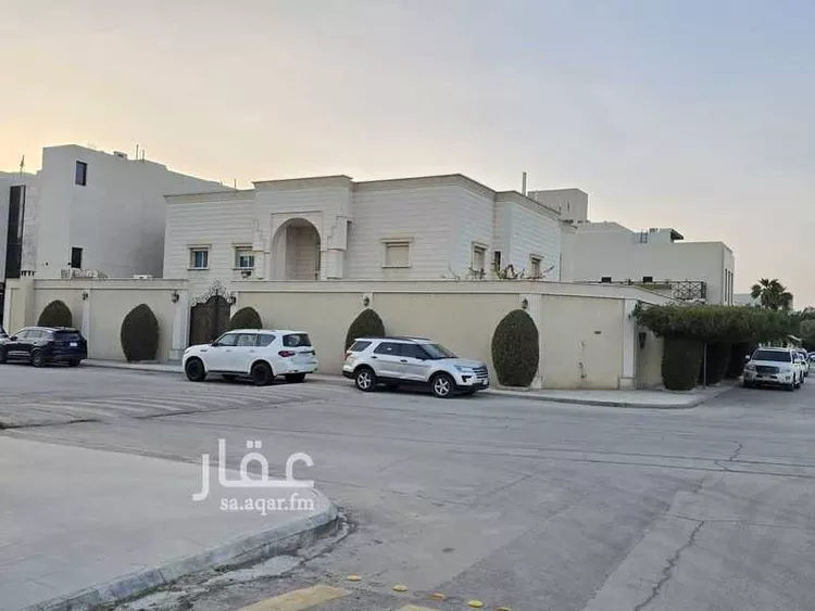 فيلا للبيع في شارع الأمير مشاري بن سعود بن مقرن, حي الملك فهد, مدينة الرياض, منطقة الرياض
