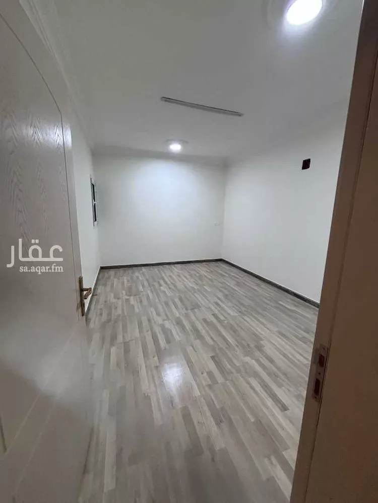 شقة للإيجار في شارع نجم الدين الأيوبي ، حي الربوة ، الرياض ، منطقة الرياض صورة 4