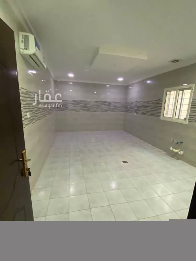 فيلا للبيع في شارع الصناعة, حي الأمواج, مدينة الخبر, المنطقة الشرقية 9