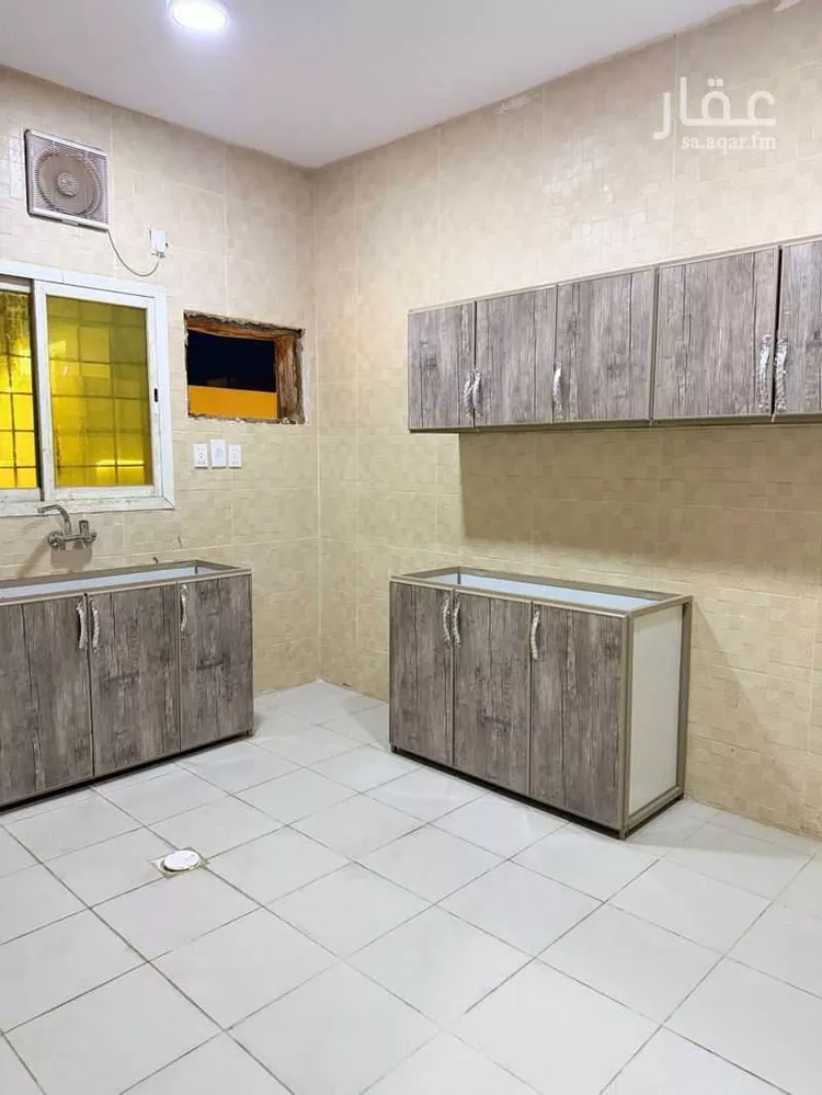 شقة للإيجار في شارع ضمرة بن الحصين, حي أحد, مدينة الدمام, المنطقة الشرقية صورة 2