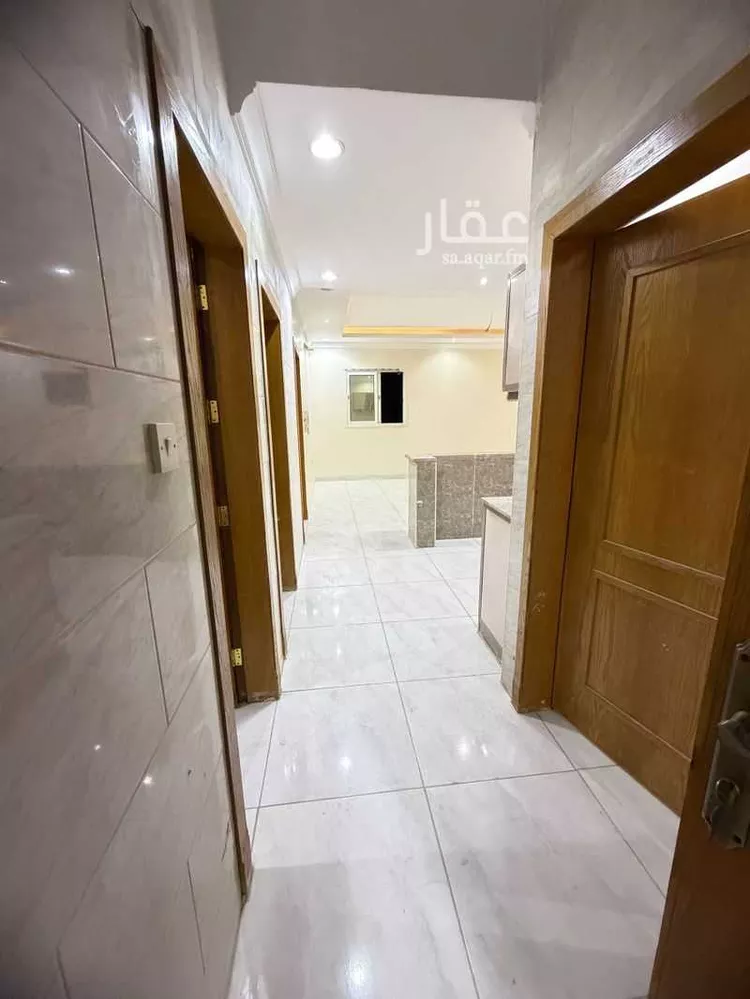 شقة للإيجار في شارع الزخرف, حي الجوهرة, مدينة الدمام, المنطقة الشرقية 8