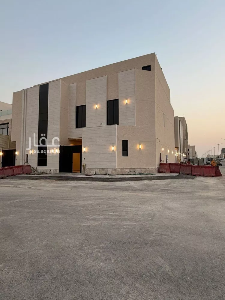 فيلا للبيع في شارع محمد بن هبة الله, حي المهدية, مدينة الرياض, منطقة الرياض 8