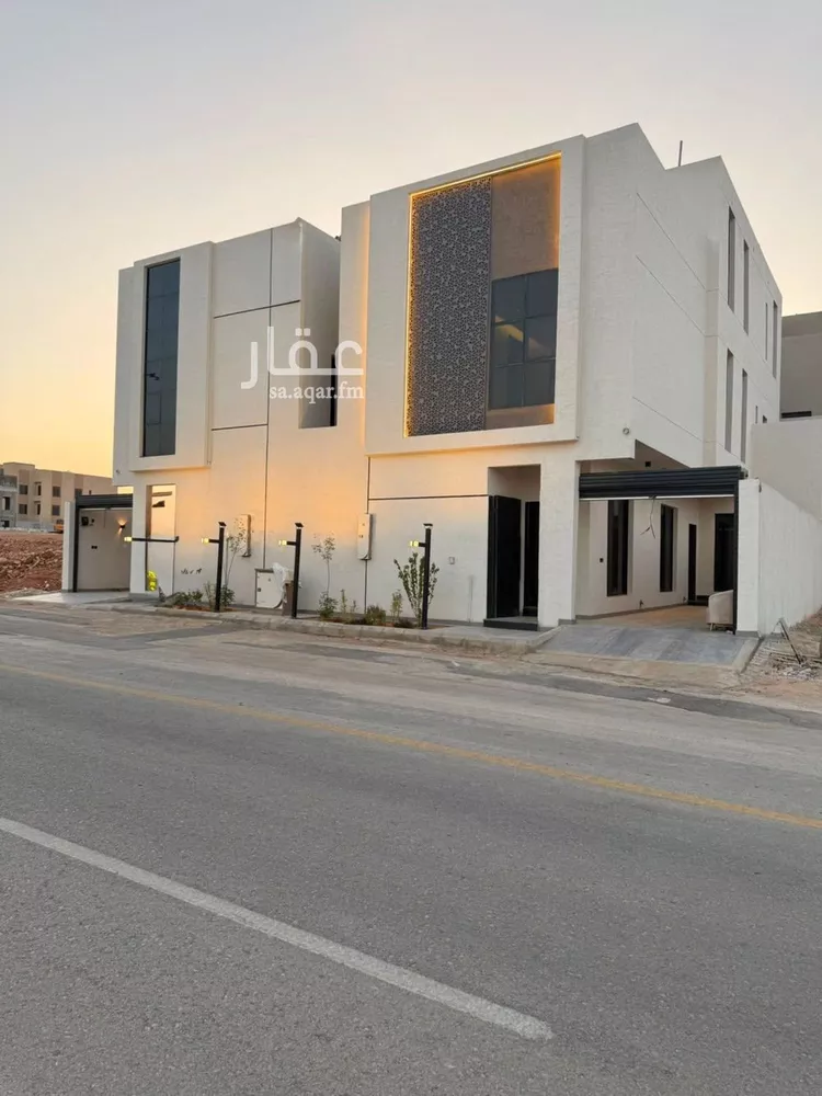 فيلا للبيع في شارع عبداللطيف بن المبارك, حي المهدية, مدينة الرياض, منطقة الرياض صورة 3