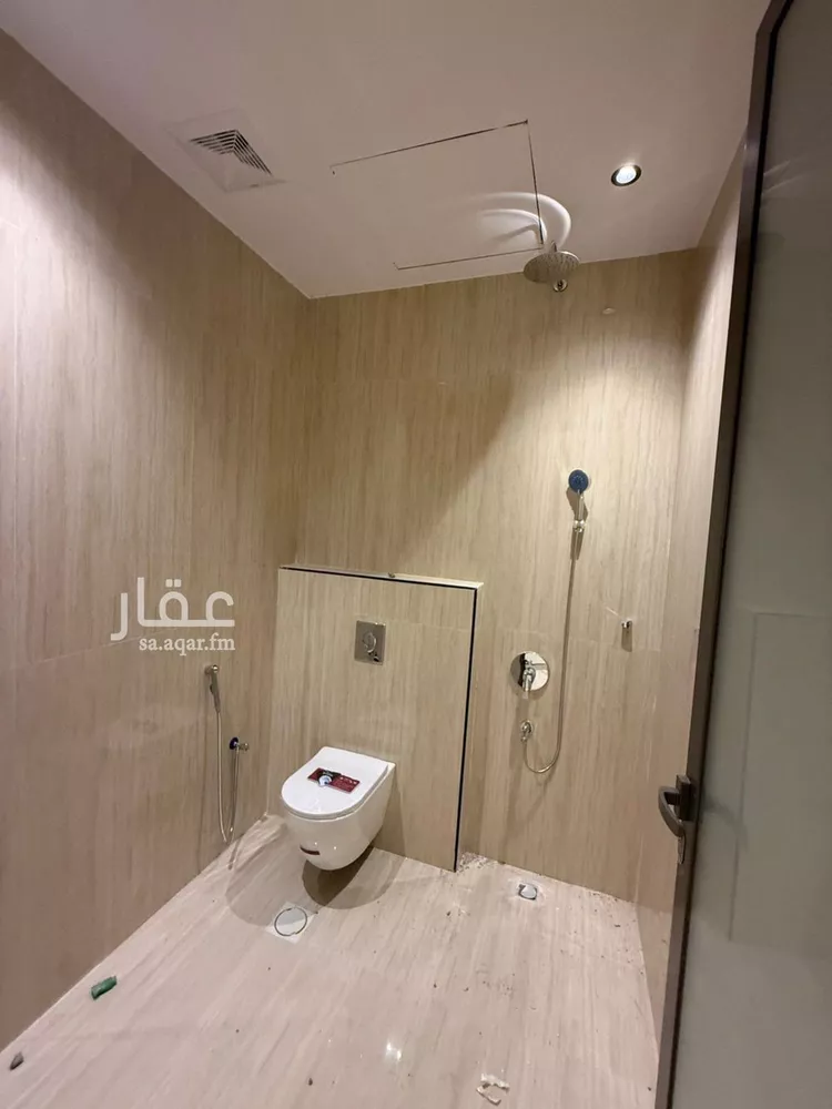 فيلا للبيع في شارع محمد بن هبة الله, حي المهدية, مدينة الرياض, منطقة الرياض 18