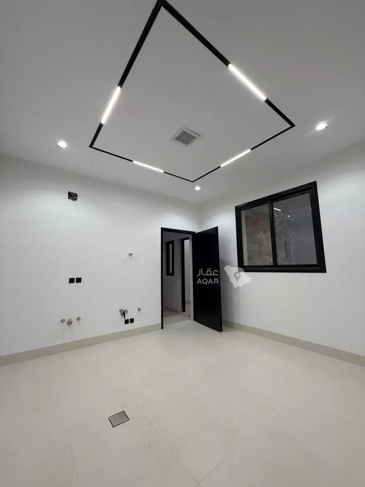 Villa for Sale in Riyadh Al Mahdiyah 12