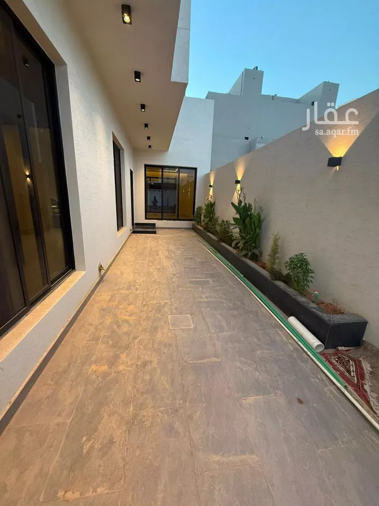 Villa for Sale in Riyadh Al Mahdiyah