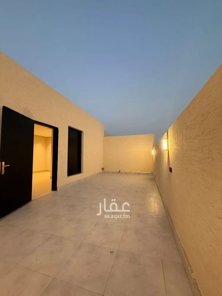 فيلا للبيع في شارع محمد بن هبة الله, حي المهدية, مدينة الرياض, منطقة الرياض 18