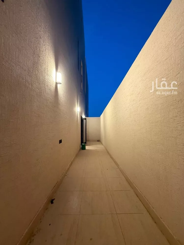 فيلا للبيع في شارع السيل الكبير, حي المهدية, مدينة الرياض, منطقة الرياض صورة 5
