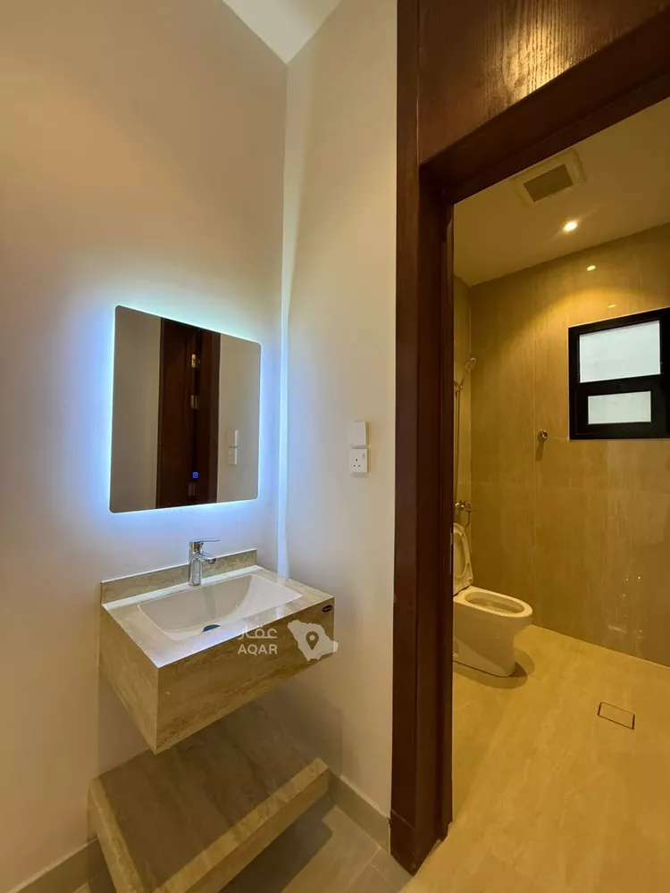 فيلا للبيع في شارع السيل الكبير, حي المهدية, مدينة الرياض, منطقة الرياض 15