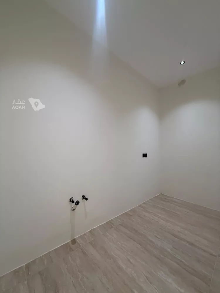 Villa for Sale in Riyadh Al Mahdiyah 8