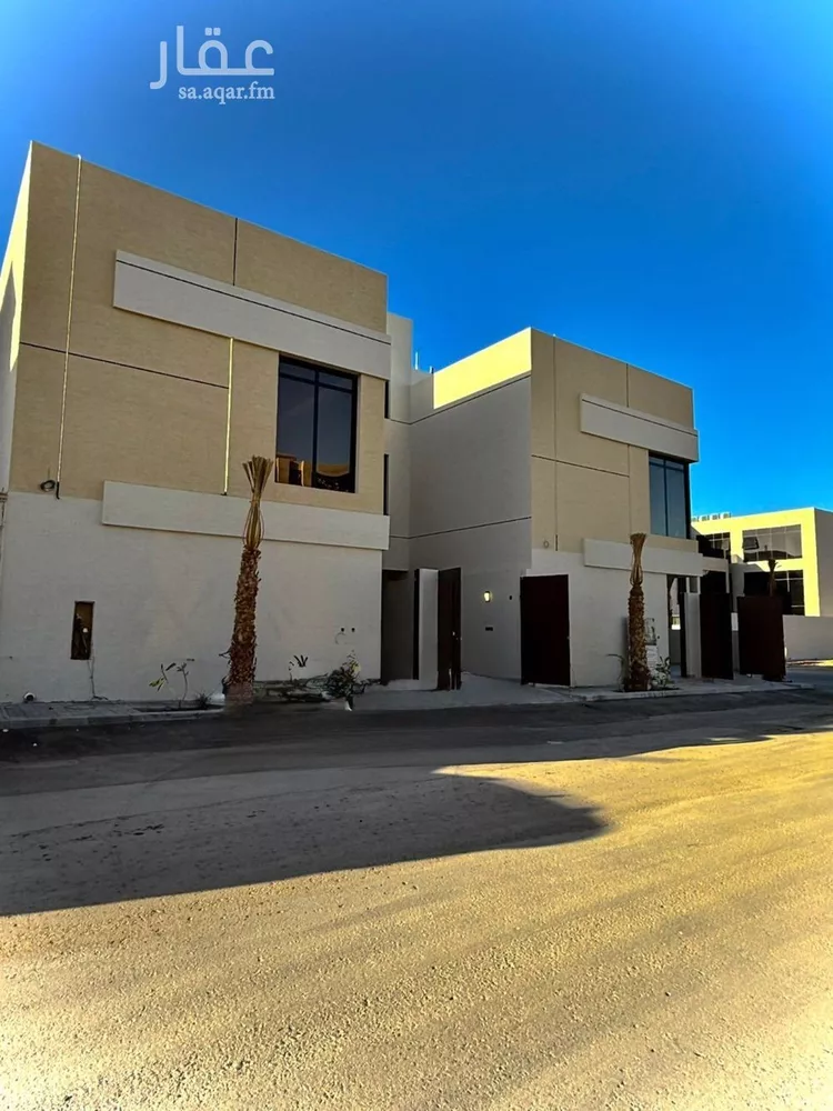 فيلا للبيع في شارع عمر بن عبدالقادر مفتي, حي المهدية, مدينة الرياض, منطقة الرياض صورة 2