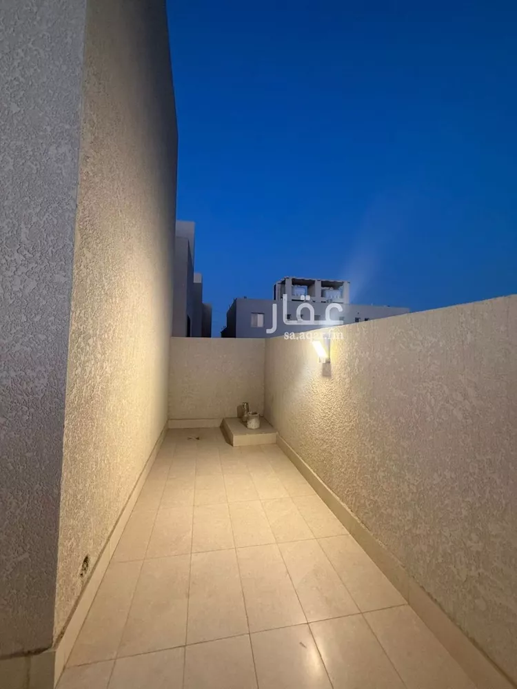 فيلا للبيع في شارع السيل الكبير, حي المهدية, مدينة الرياض, منطقة الرياض 16