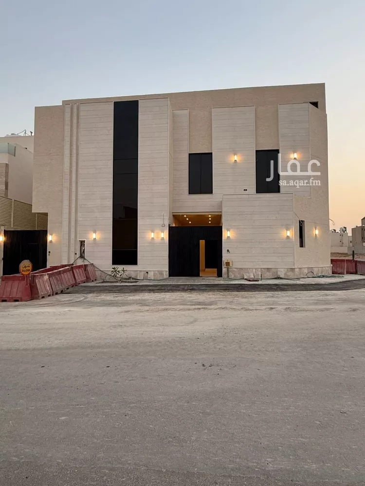 Villa for Sale in Riyadh Al Mahdiyah