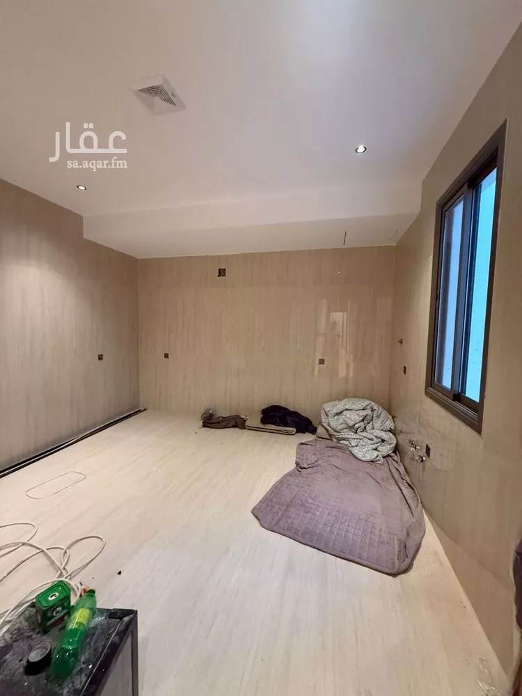 فيلا للبيع في شارع محمد بن هبة الله, حي المهدية, مدينة الرياض, منطقة الرياض 9