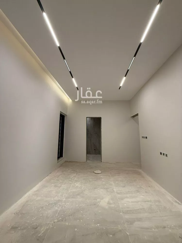 فيلا للبيع في شارع السيل الكبير, حي المهدية, مدينة الرياض, منطقة الرياض 18