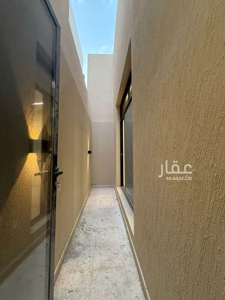 فيلا للبيع في شارع محمد بن أبي بكر القيم, حي المهدية, مدينة الرياض, منطقة الرياض صورة 4