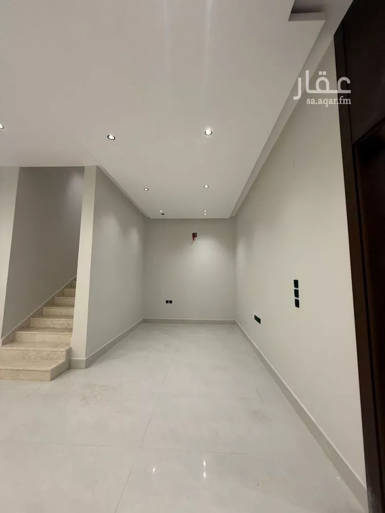 فيلا للبيع في شارع محمد بن هبة الله, حي المهدية, مدينة الرياض, منطقة الرياض 6