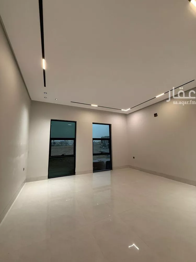فيلا للبيع في شارع السيل الكبير, حي المهدية, مدينة الرياض, منطقة الرياض 15