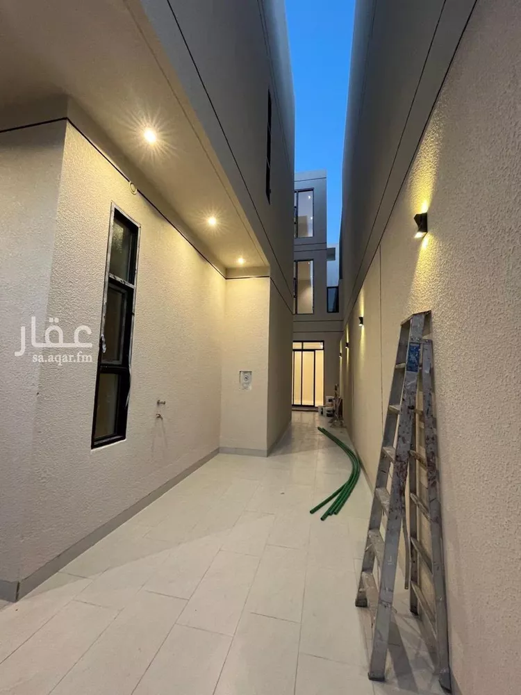 فيلا للبيع في شارع محمد بن هبة الله, حي المهدية, مدينة الرياض, منطقة الرياض 6