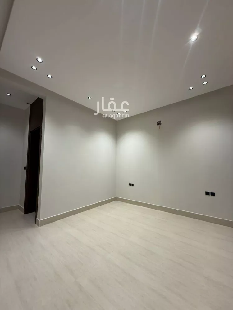 فيلا للبيع في شارع محمد بن هبة الله, حي المهدية, مدينة الرياض, منطقة الرياض 21
