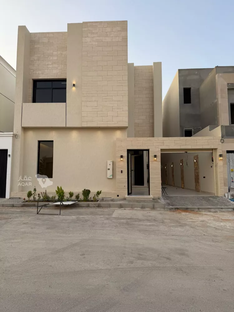 Villa for Sale in Riyadh Al Mahdiyah