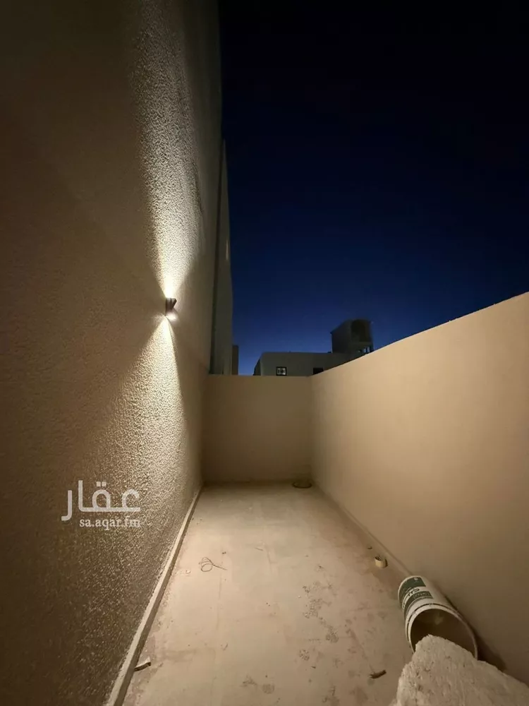 فيلا للبيع في شارع السيل الكبير, حي المهدية, مدينة الرياض, منطقة الرياض 22