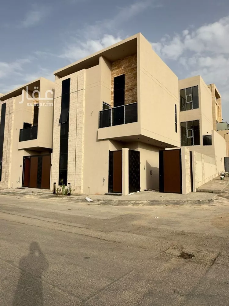 فيلا للبيع في شارع إبراهيم بن علي بن علوي, حي المهدية, مدينة الرياض, منطقة الرياض صورة 2