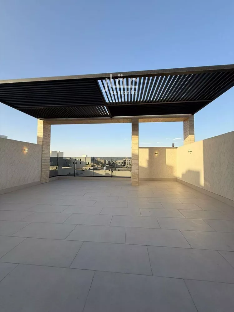فيلا للبيع في شارع عبداللطيف بن المبارك, حي المهدية, مدينة الرياض, منطقة الرياض صورة 3