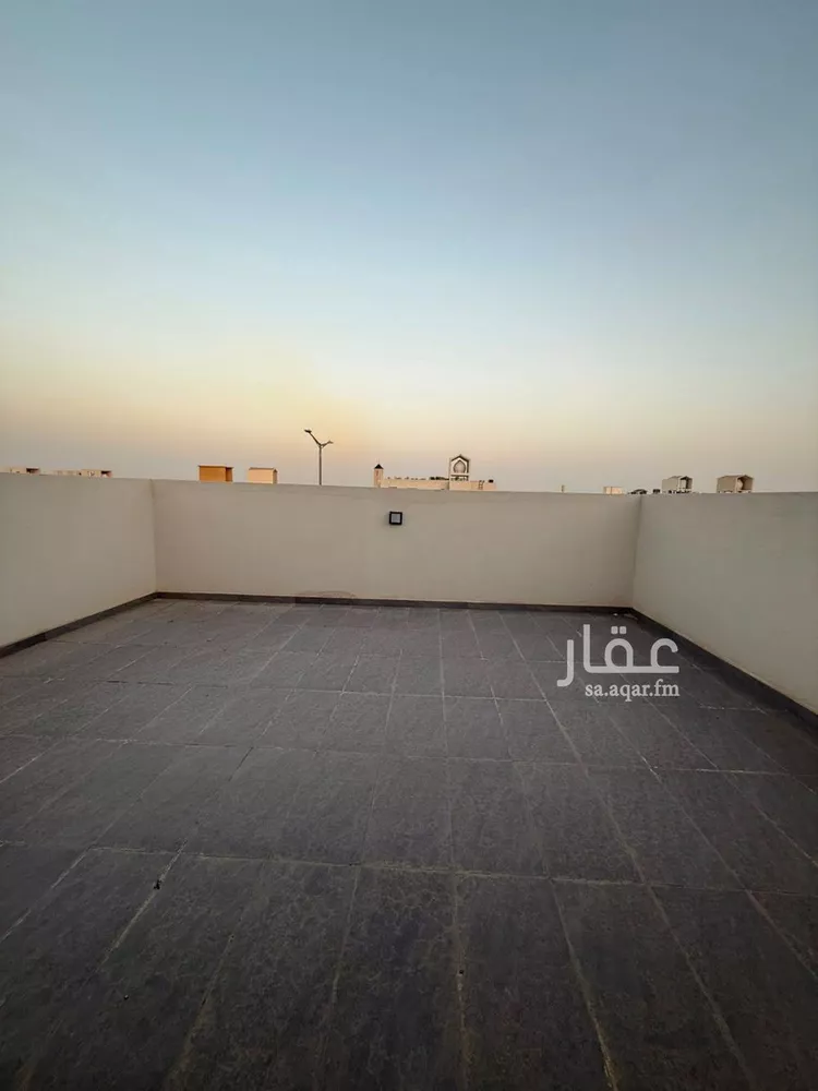 فيلا للبيع في شارع محمد بن هبة الله, حي المهدية, مدينة الرياض, منطقة الرياض 9