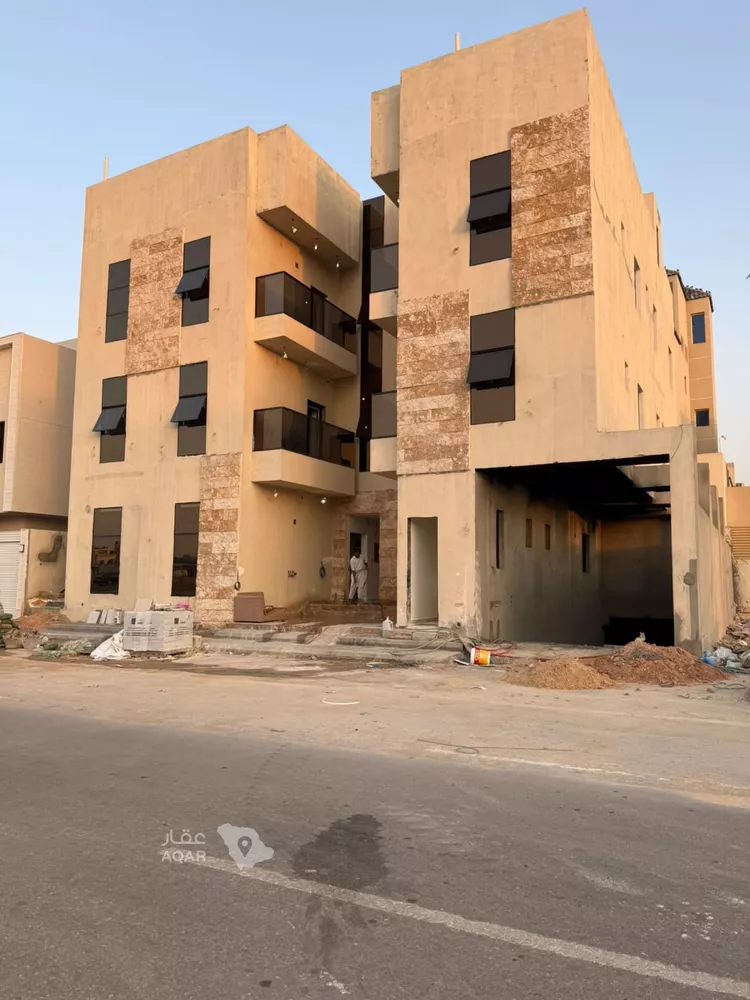 Building for Sale in Riyadh Al Mahdiyah 6