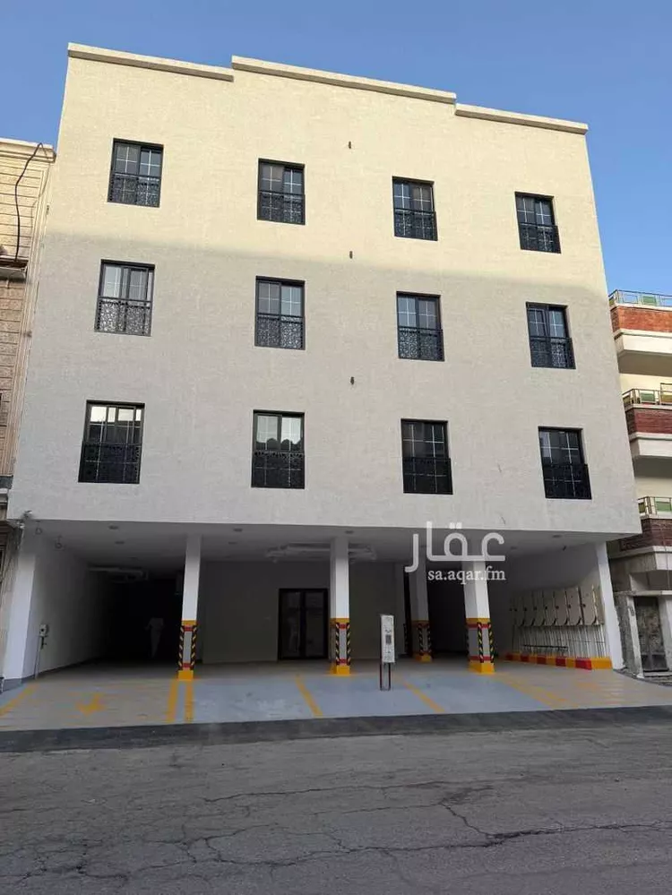 عمارة للبيع في شارع سيهات, حي الخبر الجنوبية, مدينة الخبر, المنطقة الشرقية