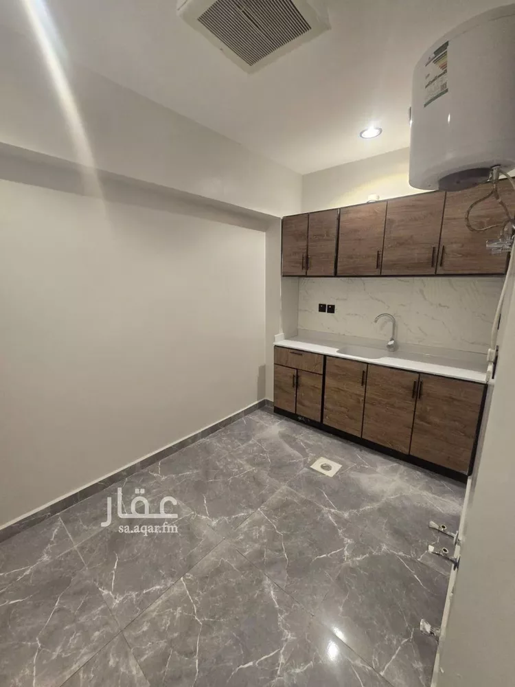 شقة للإيجار في شارع الامير ناصر بن سعود بن فرحان ال سعود, حي الصحافة, مدينة الرياض, منطقة الرياض صورة 3