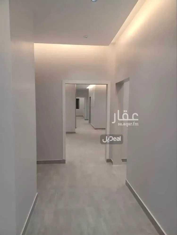 عمارة للبيع في شارع الخضراء 1016, حي العز, مدينة أحد المسارحة, منطقة جازان