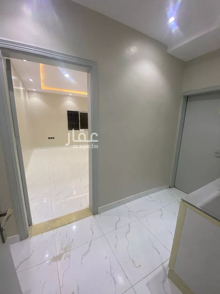 شقة للإيجار في شارع أحمد عبدالغفور عطار, حي العليا, مدينة الرياض, منطقة الرياض صورة 2