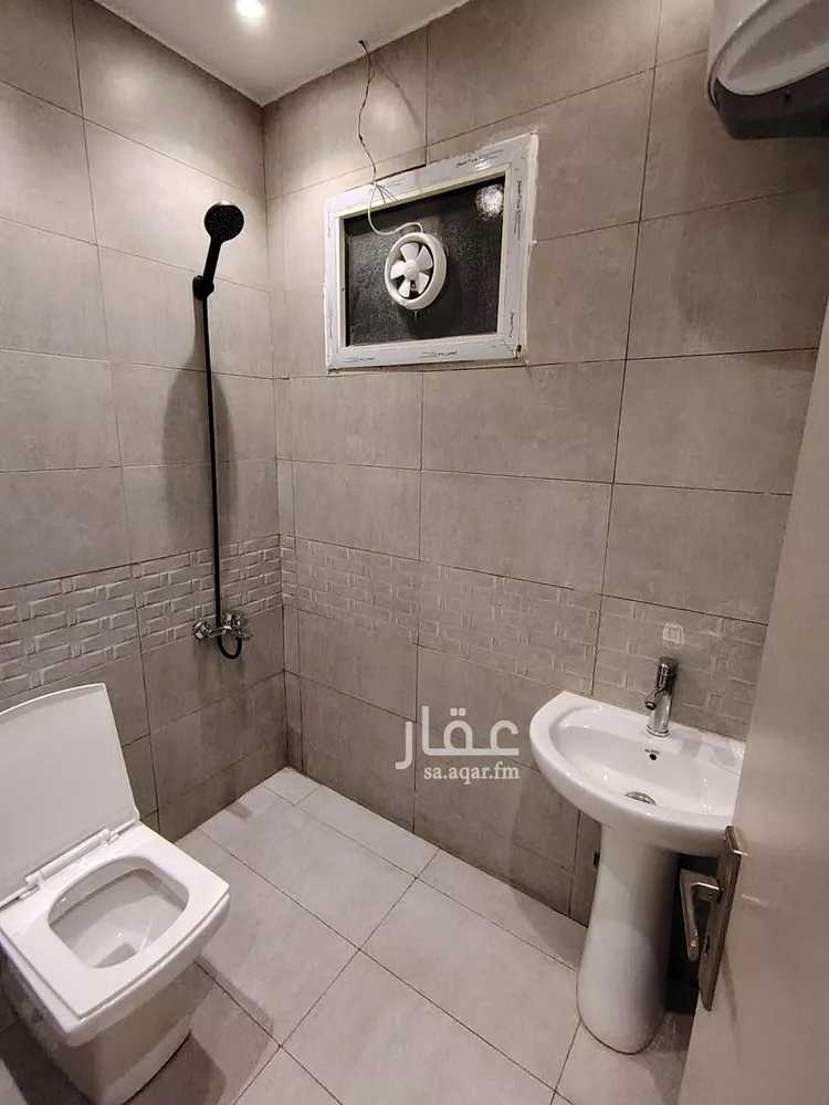 شقة للإيجار في شارع وادي البطحاء, حي العقيق, مدينة الرياض, منطقة الرياض صورة 3