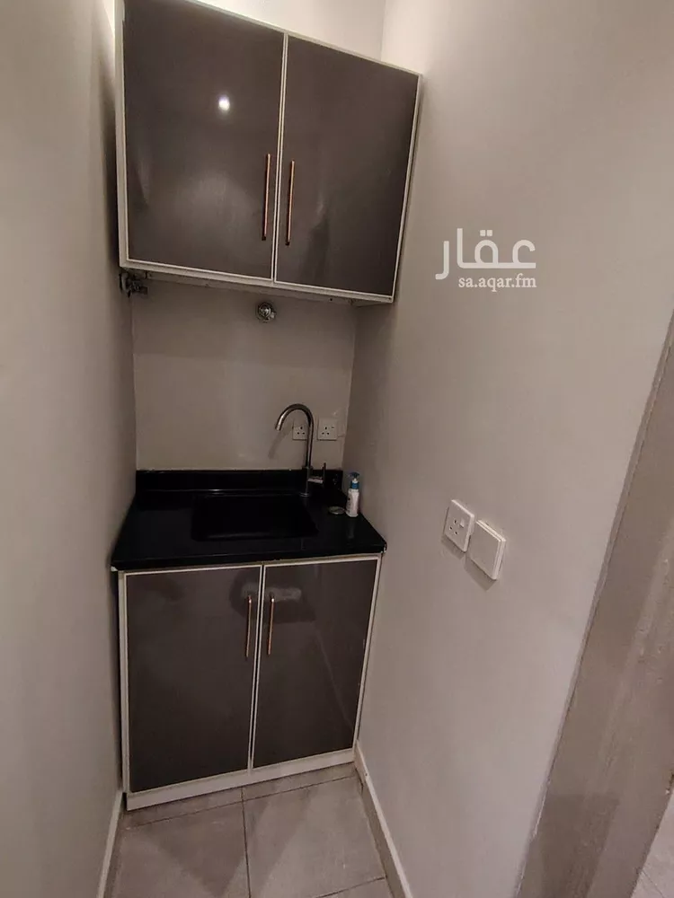 شقة للإيجار في شارع وادي البطحاء, حي العقيق, مدينة الرياض, منطقة الرياض 7