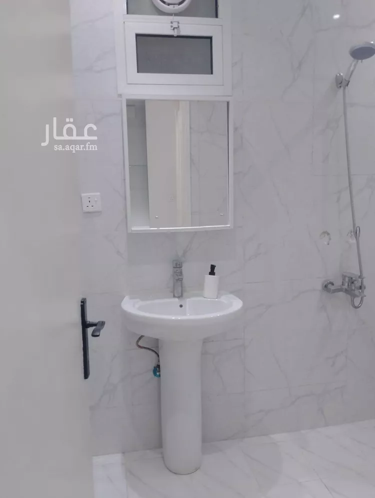 شقة للإيجار في شارع طريق عثمان بن عفان, حي النزهة, مدينة الرياض, منطقة الرياض صورة 2