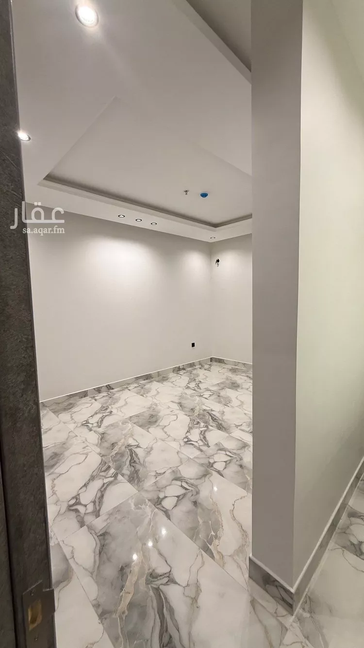 شقة للبيع في شارع دبسان, حي هجر, مدينة الدمام, المنطقة الشرقية 11