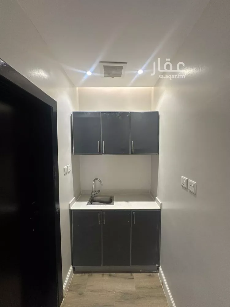 شقة للإيجار في شارع أبي سفيان بن حرب, حي النزهة, مدينة الرياض, منطقة الرياض صورة 3