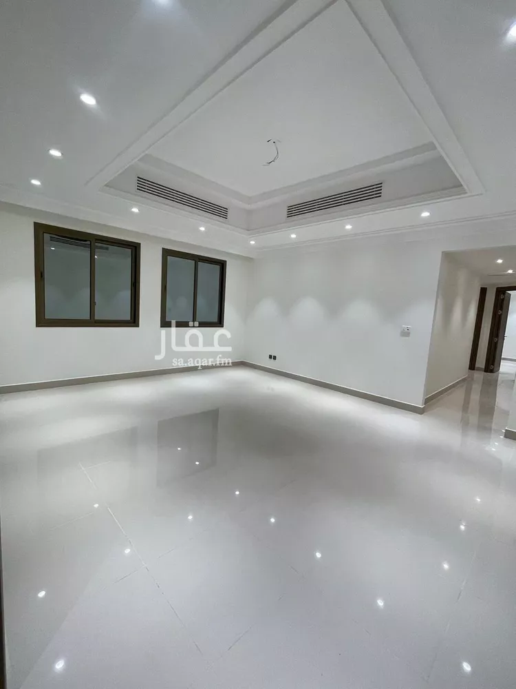 شقة للبيع في شارع ابن الشهاب, حي البندرية, مدينة الخبر, المنطقة الشرقية صورة 4