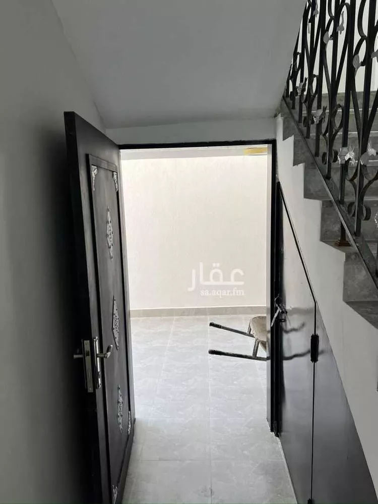 فيلا للإيجار في شارع ابي العلاء الواسطي, حي الرمال, مدينة الرياض, منطقة الرياض صورة 2