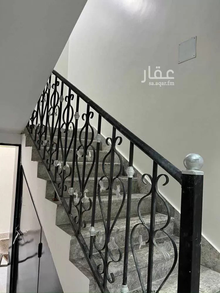 فيلا للإيجار في شارع ابي العلاء الواسطي, حي الرمال, مدينة الرياض, منطقة الرياض