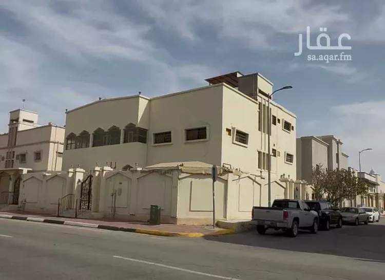 عمارة للإيجار في شارع الامير نواف بن عبدالعزيز, حي الخالدية, مدينة الاحساء, المنطقة الشرقية صورة 3