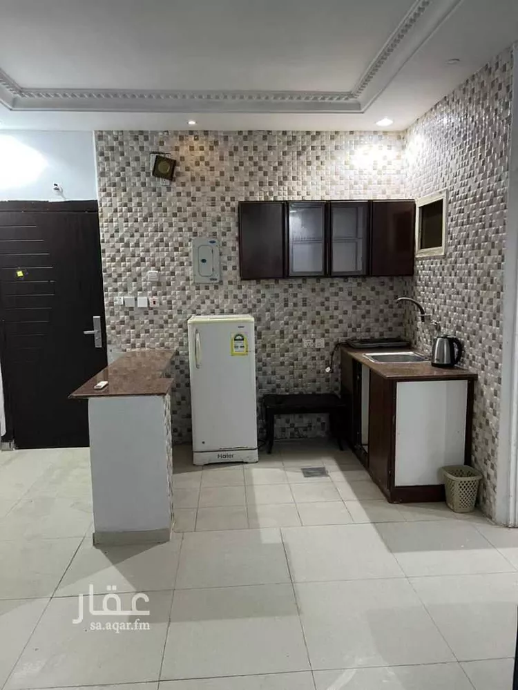 شقة للإيجار في شارع طريق الملك فيصل الفرعي, حي السويس 1, مدينة جازان, منطقة جازان صورة 2