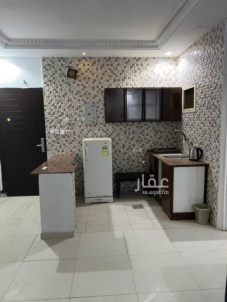 شقة للإيجار في شارع طريق الملك فيصل الفرعي, حي السويس 1, مدينة جازان, منطقة جازان صورة 4